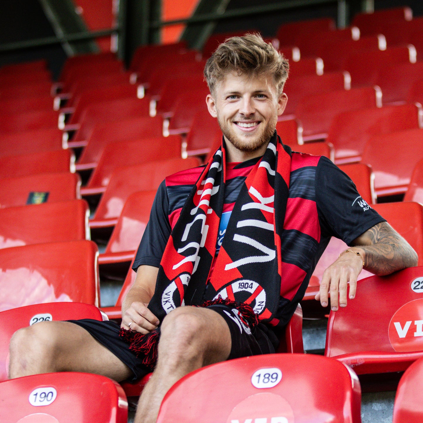 Schal VIKTORIANER - Offizieller Fanshop Viktoria Köln