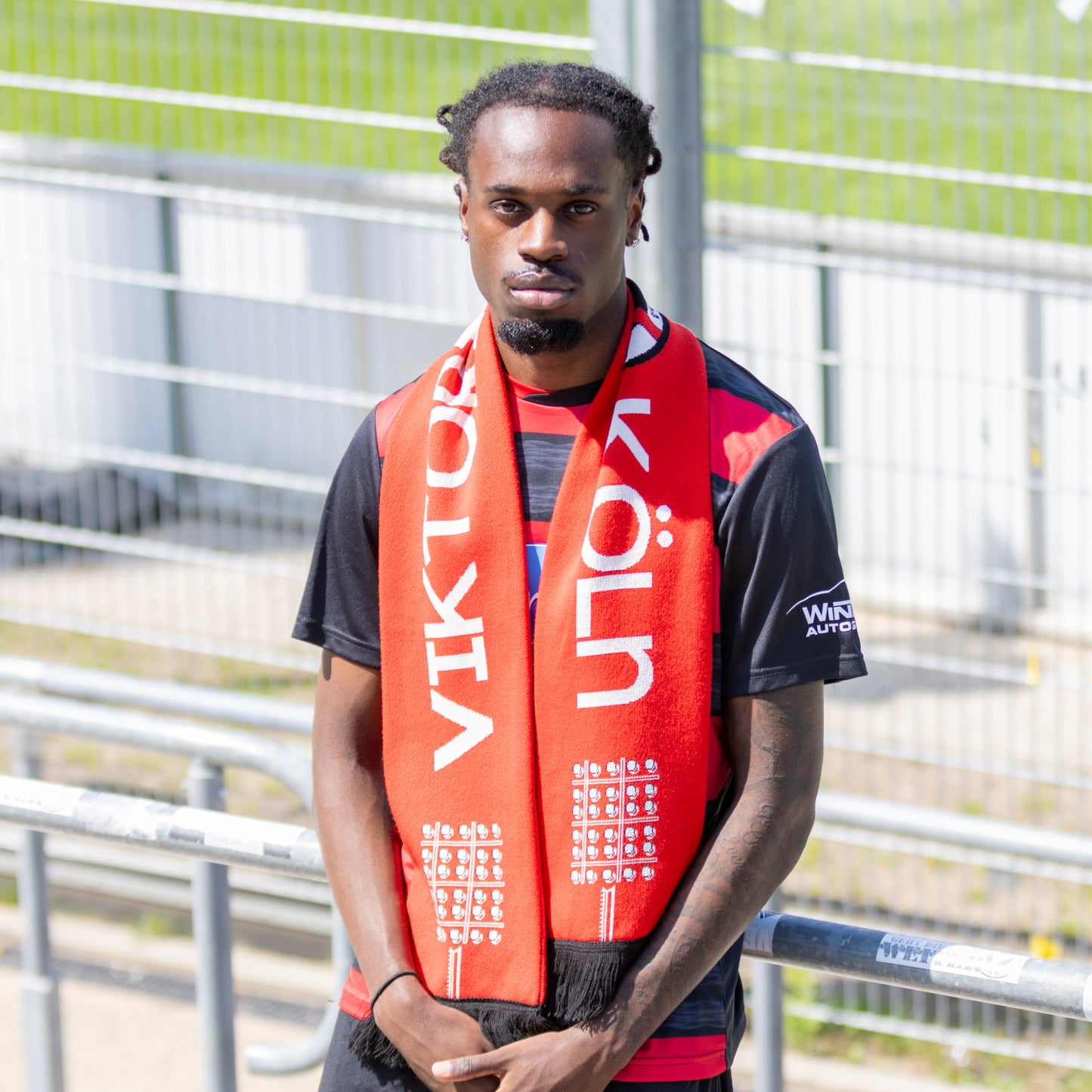 Schal Flutlicht - Offizieller Fanshop Viktoria Köln