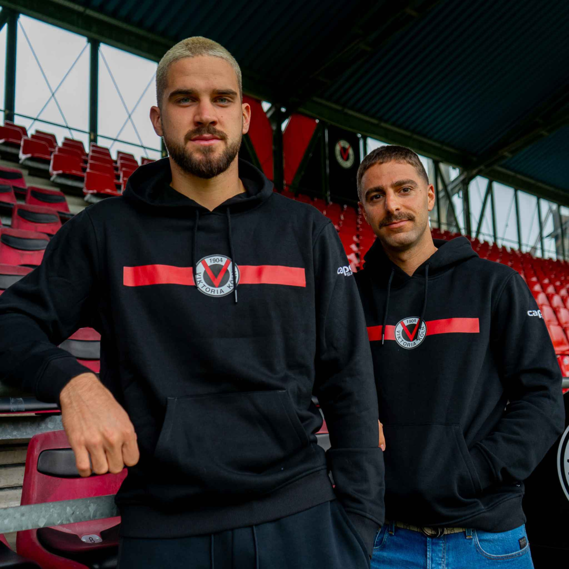 Hoodie Red Stripe Kids - Offizieller Fanshop Viktoria Köln