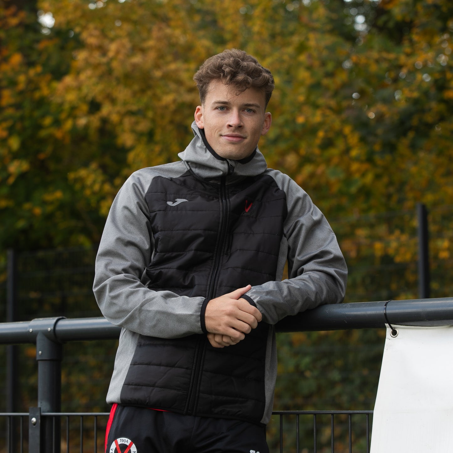 Fleecejacke rotes V - Offizieller Fanshop Viktoria Köln